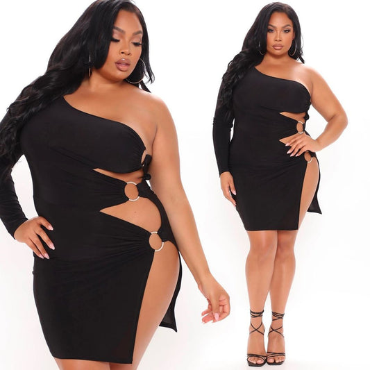 Plus Size Leaky Shoulder Steel Ring Dress